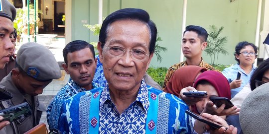 Sultan HB X Tidak Menerima Vaksin Covid-19 Tahap Pertama Karena Alasan Usia