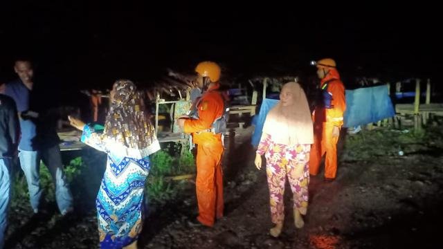 satu keluarga terjebak banjir di lokasi wisata serdang bedagai begini kronologinya