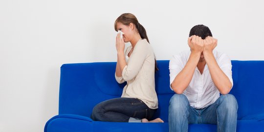 30 Kata kata  Kecewa untuk  Suami  Mengena di Hati merdeka com