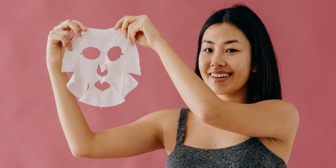 Serba-Serbi Sheet Mask yang Perlu Diketahui: Manfaat, Cara Pakai, Rekomendasi Produk