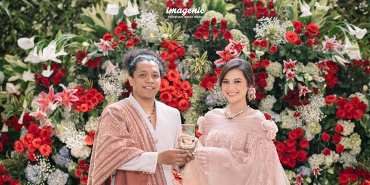 Resmi Menikah, Ini 5 Momen Pernikahan Arie Kriting dan Indah Permatasari