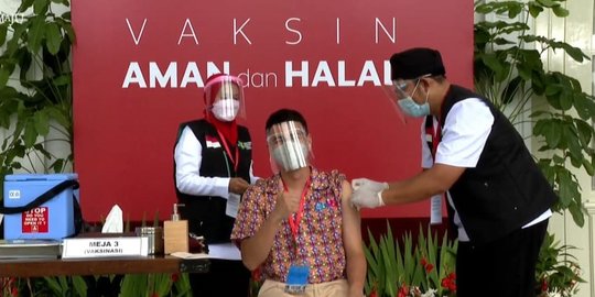 Istana Tegur Raffi Ahmad Karena Tak Jaga Protokol Kesehatan Usai Divaksinasi