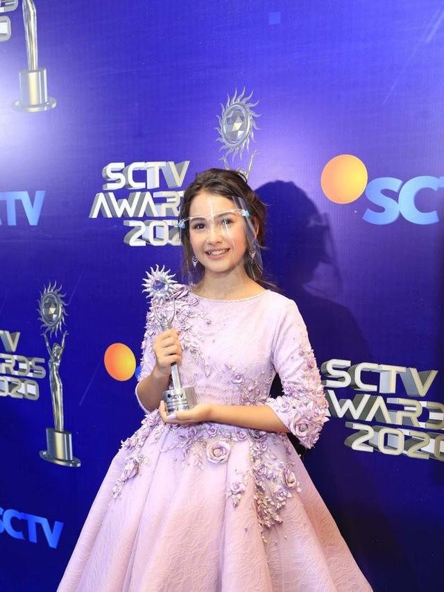 pesona 4 pemain dari jendela smp hadiri sctv awards 2020 glamor abis