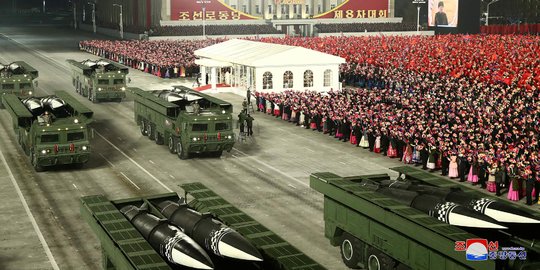 Korea Utara Pamerkan Rudal Kapal Selam Baru, Diklaim 