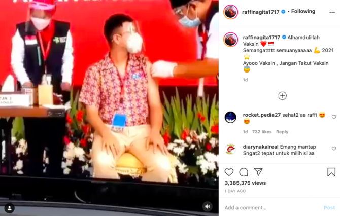 jadi kelompok pertama intip momen selebritas dapat vaksin covid 19