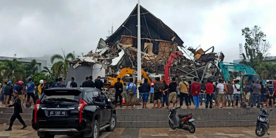 BNPB Minta Warga Waspadai Potensi Gempa Susulan di Sulawesi Barat
