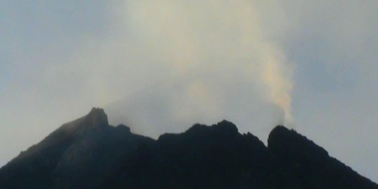 Tetap Waspada, Ini Kabar Terbaru Gunung Merapi Setelah 36 Kali Luncurkan Lava Pijar