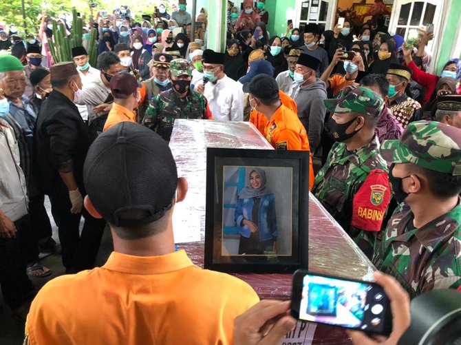 jenazah indah dimakamkan di ogan ilir