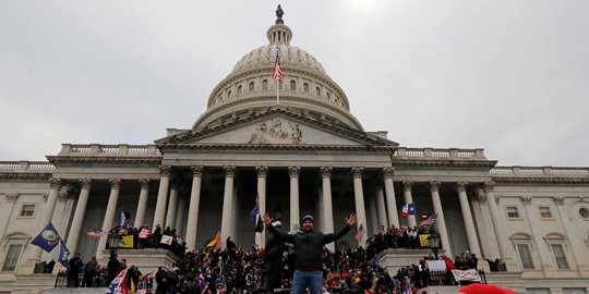 FBI Selidiki Keterlibatan Negara Lain dalam Kerusuhan Capitol