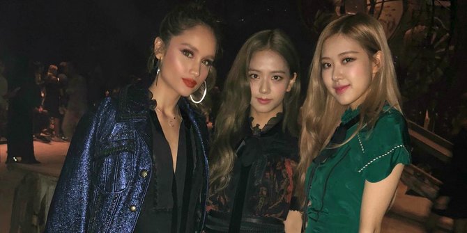 Potret Lawas Cinta Laura Bareng Jisoo dan Rose BLACKPINK, Bikin Heboh Netizen