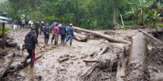 900 Warga Terdampak Banjir di Puncak, Sebagian Mengungsi di Wisma PTPN 8 Gunung Mas