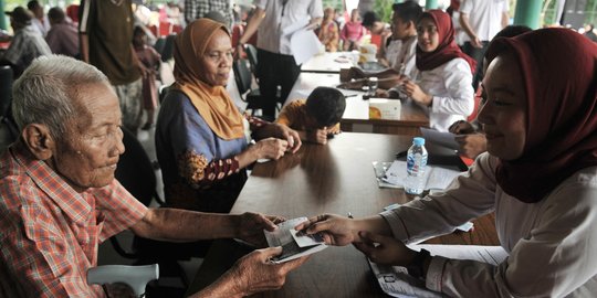 Respons Laporan Menkeu, Kemendagri 'Paksa' Pemda Cairkan APBD Mengendap di Bank