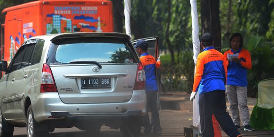 Sudin LH Jakbar Periksa 61 Kendaraan, 7 Tak Lulus Uji Emisi