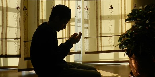 30 Kata-kata Muhasabah Diri dalam Islam, Penuh Makna dan Mengena di Hati