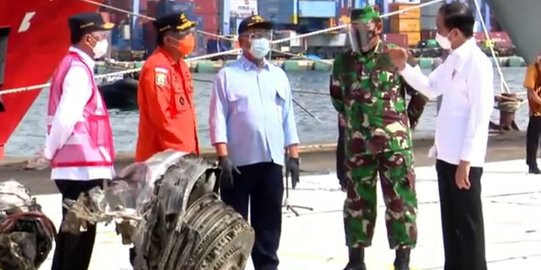 Jokowi Minta Jasa Raharja & Sriwijaya Air Segera Selesaikan Santunan Keluarga Korban