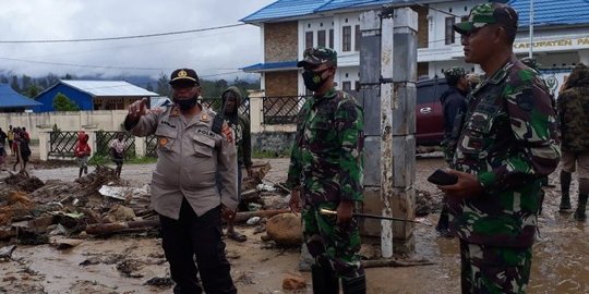 Kampung Uwibutu, Distri Paniai Timur Papua Dilanda Banjir Bandang, Rumah Warga Hanyut