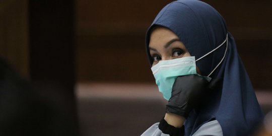 Pinangki Bacakan Pleidoi: Saya Lahir dari Keluarga Sederhana, Kuliah Saja Tak Mampu