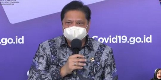 Airlangga: Evaluasi PPKM, 73 Kabupaten/Kota Masih Berisiko Tinggi Penularan Covid-19