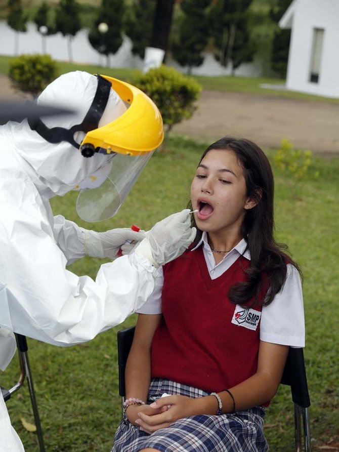 pemain dari jendela smp jalani swab test ini potret ekspresi kocak mereka