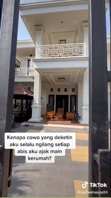 wanita tajir ini minta pencerahan