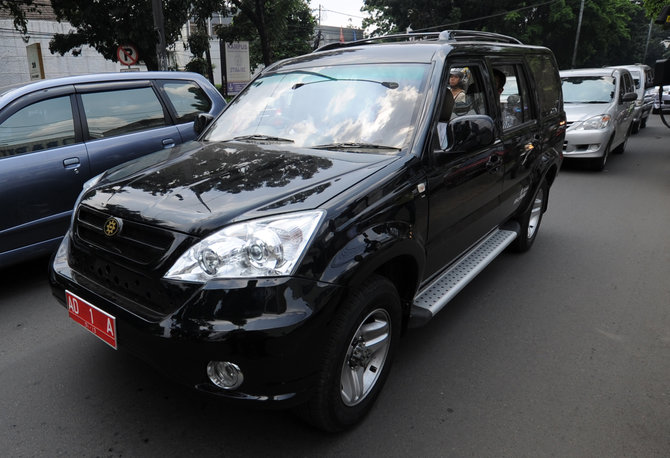 mobil esemka