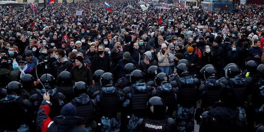 Pendukung Oposisi Rusia Alexei Navalny Demo di Berbagai Kota, 3.000 Orang Ditangkap
