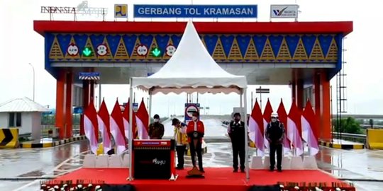 Jokowi Resmikan Tol Kayu Agung Palembang-Betung, Jarak Tempuh Hanya 3,5 Jam