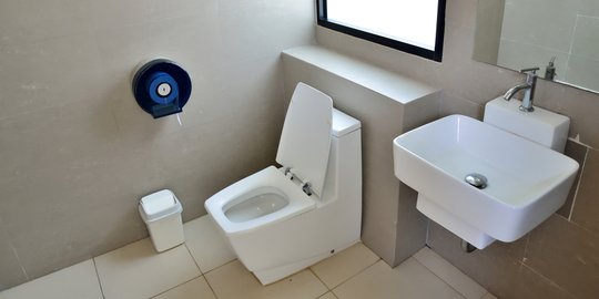 Bolehkah Menggunakan Toilet yang Sama ketika Anggota Keluarga Positif COVID-19?