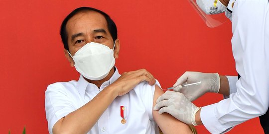 Besok, Jokowi akan Disuntik Dosis Kedua Vaksin Covid-19 Sinovac