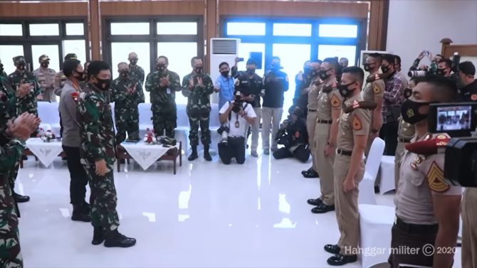 reaksi calon perwira tni ditanya panglima