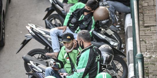 Pemprov DKI Larang Ojek Online Berkerumun dan Wajib Parkir 1 Meter Tiap Motor