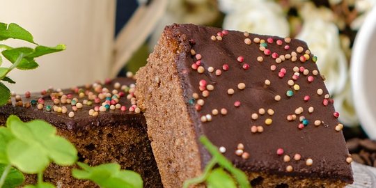 10 Cara Membuat Brownies Kering Lezat dan Renyah, Cocok untuk Camilan Harian