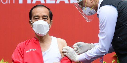 Presiden Jokowi Kembali Disuntik Vaksin Covid-19