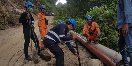 Daerah Terdampak Gempa Ulumanda Sulbar Kini Teraliri Listrik Kembali