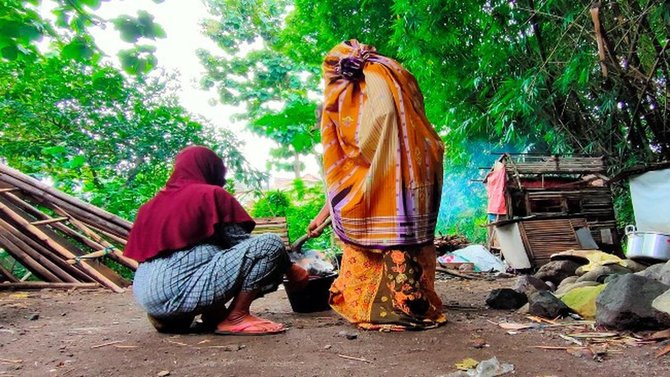 tradisi mandi uap ibu melahirkan di cirebon