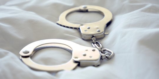 Polisi Bekuk Dua Pelaku Penganiayaan Petugas Pemakaman Jenazah Covid di Malang