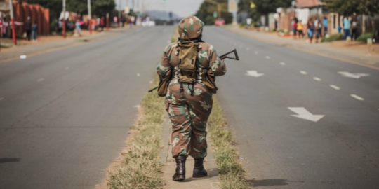 Militer Afrika Selatan Izinkan Anggota Tentara Perempuan Muslim Pakai Jilbab