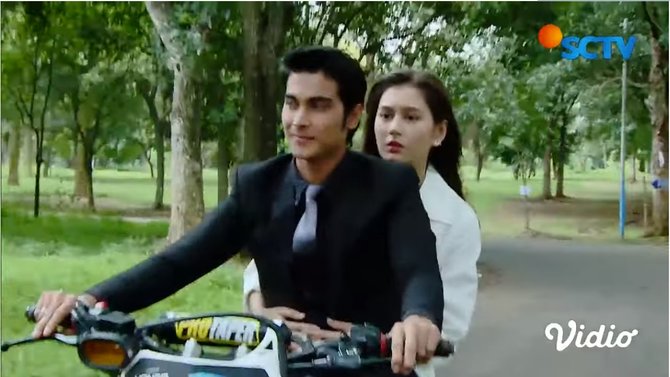 romantis dan bikin baper ini deretan adegan manis di buku harian seorang istri sctv