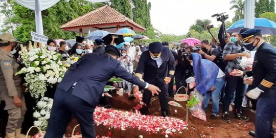 Keluarga Pilot Afwan Dapat Santunan Rp50 Juta dari Jasa Raharja