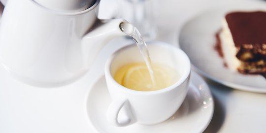 4 Jenis Minuman Hangat yang Bisa Membantu Redakan Sakit Kepala