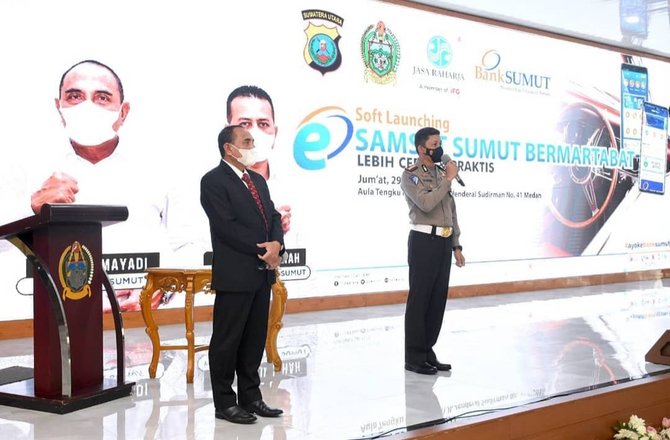 tak perlu lagi mengantri warga sumut kini bisa bayar pajak lewat aplikasi ini