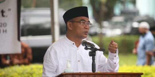 Menko PMK Nilai Vaksin Covid-19 Dalam Negeri Lebih Cocok untuk Orang Indonesia