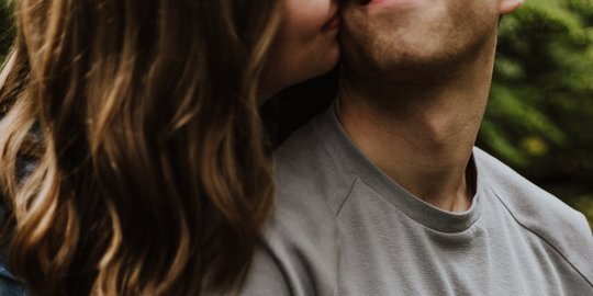 60 Ucapan Ulang Tahun buat Suami Tercinta, Ungkapan Romantis yang Penuh Doa