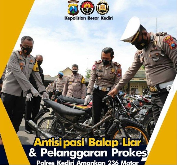 ratusan motor diduga untuk balap liar di kawasan slg diamankan polres kediri