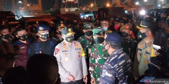 Kapolda Metro dan Pangdam Jaya Sidak ke Glodok Cek Prokes Covid-19