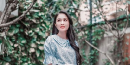 Hidup Bergelimang Harta, Sandra Dewi Ungkap Alasan Tak Pernah Pamer Kekayaan