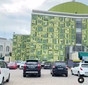 masjid asmaul husna gading serpong