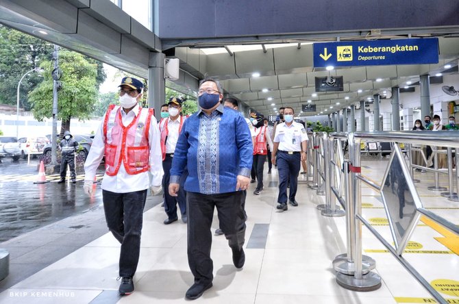 menhub uji coba genose di stasiun ka