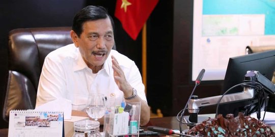 Luhut Soal Dilema Pemulihan Ekonomi: 22 Persen Masyarakat RI Tak Percaya Covid-19 Ada