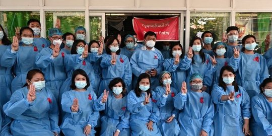 Dokter & Perawat di Myanmar Ikut Gerakan Pembangkangan Sipil Setelah Kudeta Militer